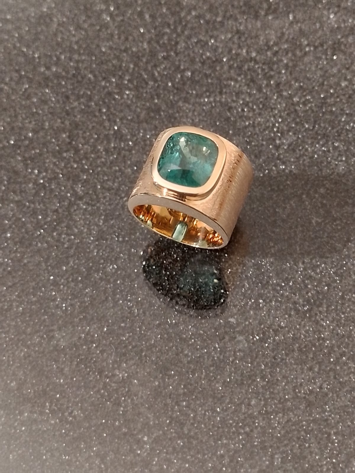 BAGUE JONC OR JAUNE ÉMERAUDE | JP MILLOT Bagues Saint-Pierre-des-Corps 48